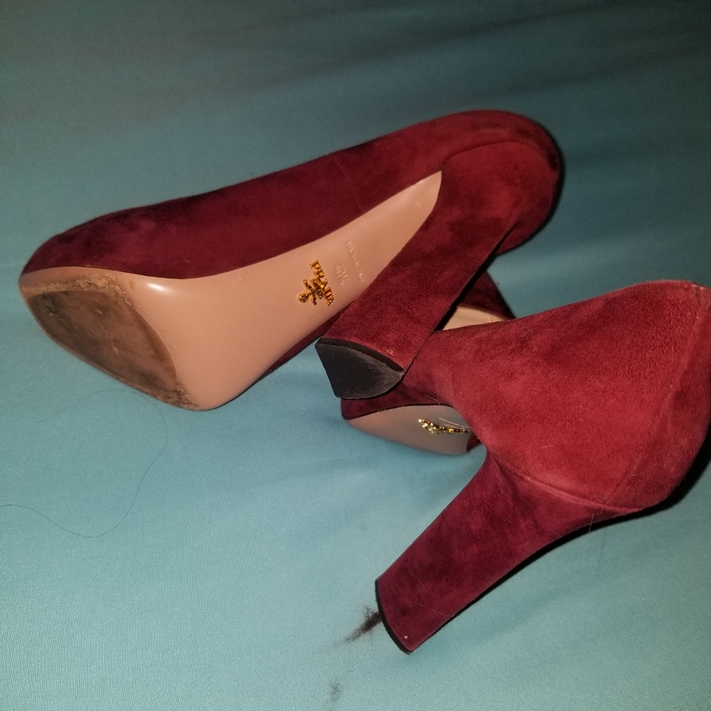 Prada suede burgundy pumps - Picture 5 of 5